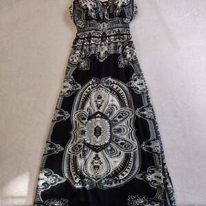 Chic Black and White Patterned Maxi Dress Boho, Whimsy, Beach Gypsy Vibes